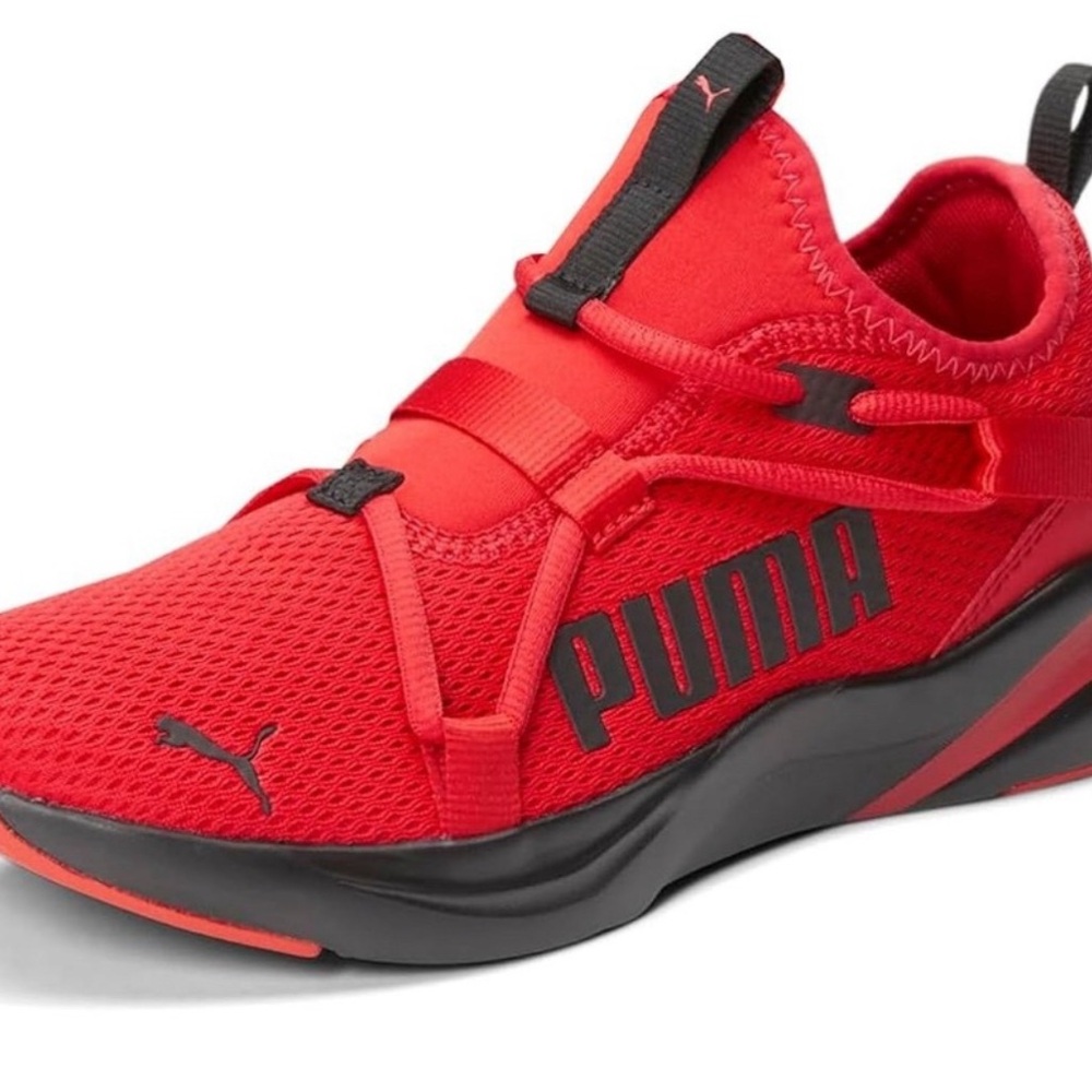Kids 7c Puma soft ride Sneakers